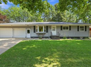 1412 Elm Ave N, Glencoe, MN 55336