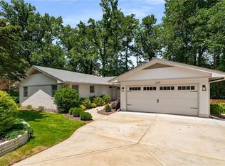 1209 Pinehurst Cir SE, Smyrna, GA 30080