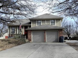 2020 E 144th St, Olathe, KS 66062