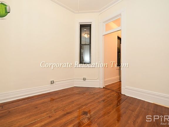 4th image of 270 W 12th St #A1