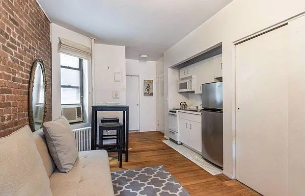 Rented by SERHANT. | media 3