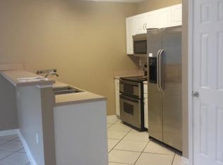 125 Noblat Dr, Mary Esther, FL 32569