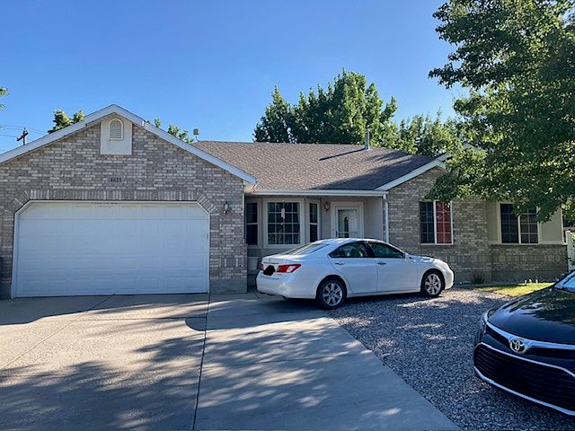 1st image of 4623 Barnsley Ln