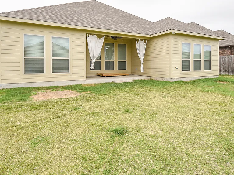 7712 Kendall Hill Dr — Photo 27