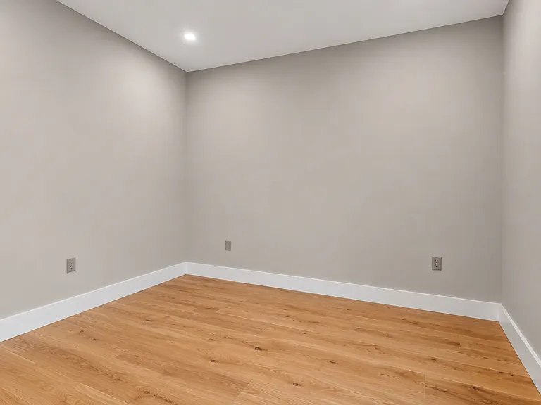 7812 John F Kennedy Blvd #1 — Photo 17