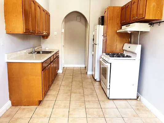 Rented by NY Space Finders Inc. | media 11