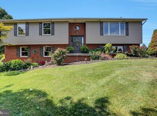 7405 Olde Scotland Rd, Shippensburg, PA 17257