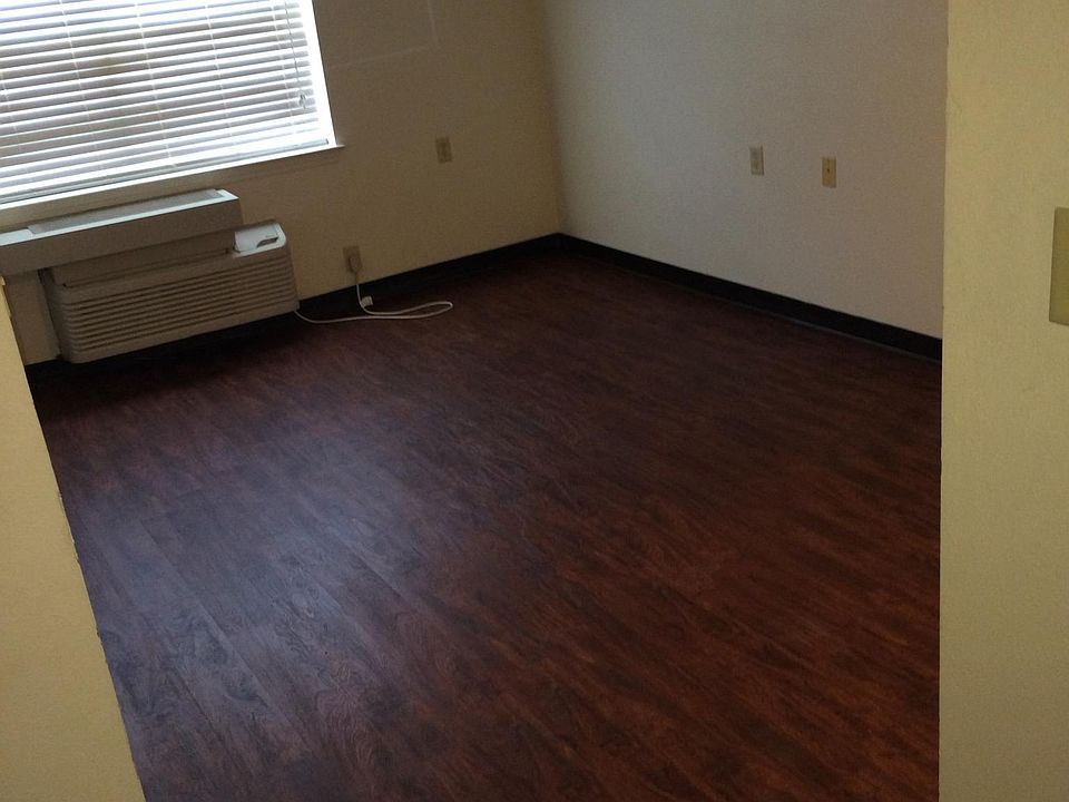 1st image of 2217 Lapeyrouse St APT 15