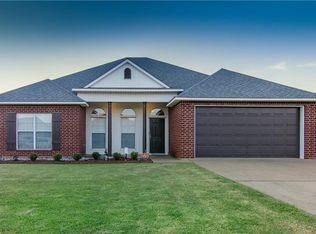 5964 Toria Dr, Alexandria, LA 71303