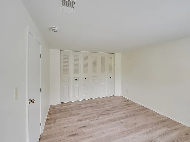 5001 Forest Mountain Ct — Photo 12