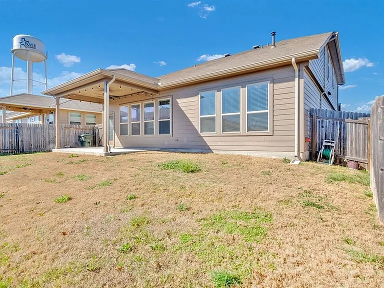 131 Desert Rose Dr — Photo 3