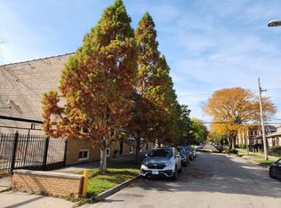 4807 W Thomas, Chicago, IL 60651