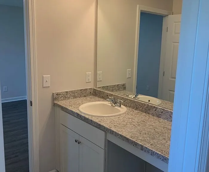 16357 Waterbury Ln — Photo 19