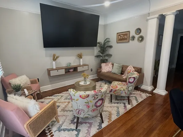 952 Picheloup Pl, New Orleans, LA 70119