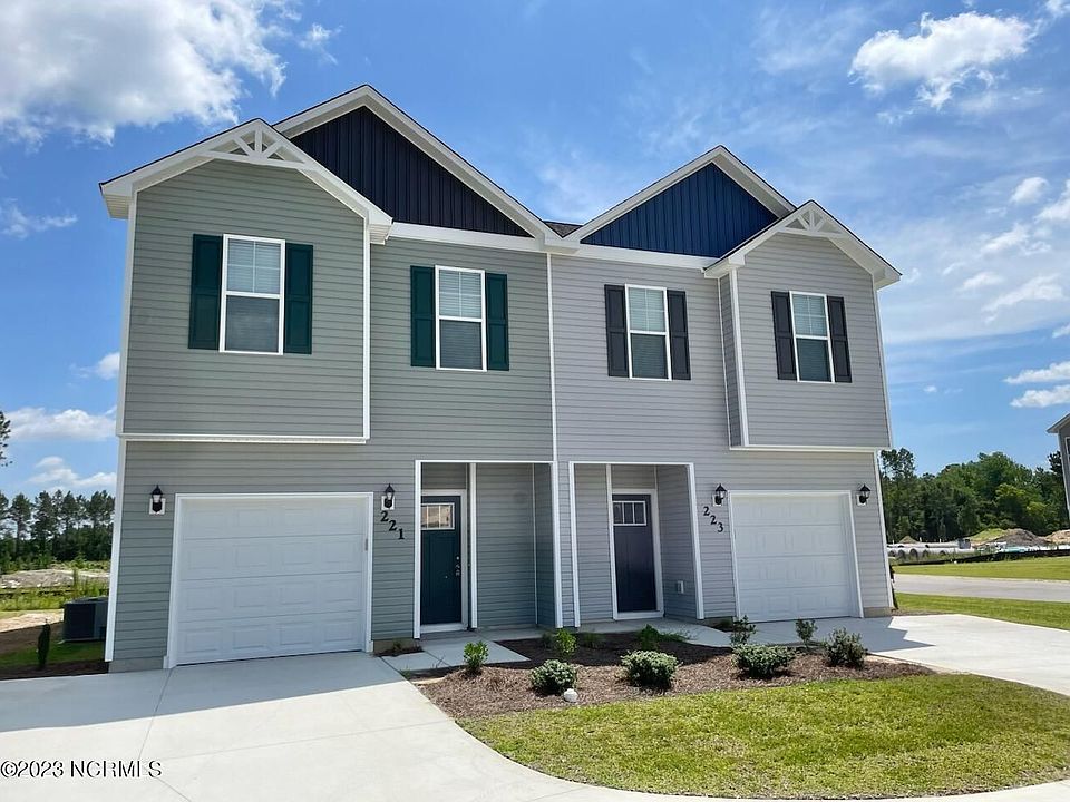 1st image of 221 Shallowbag Bay Ln