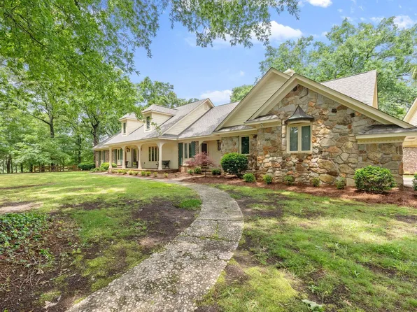 230 Breazeale Dr, Williamston, SC 29697
