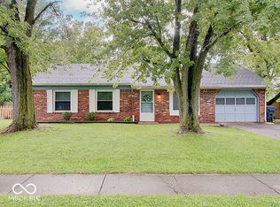 122 N Wagon Rd, Bargersville, IN 46106