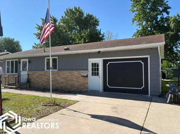 1708 E Oak St, Algona, IA 50511