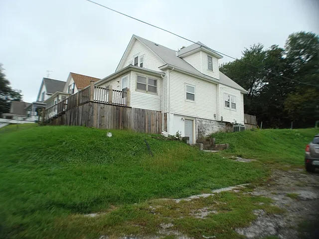 3416 S 15th St — Photo 19
