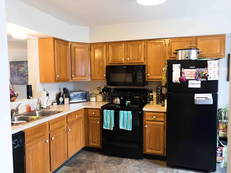 228 Federal Way — Photo 4