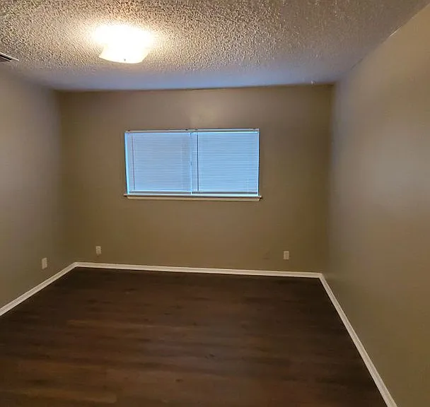 4704 Oakfield Way — Photo 24