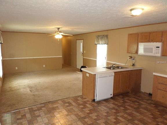 3rd image of 1011 Steve Roberts Special