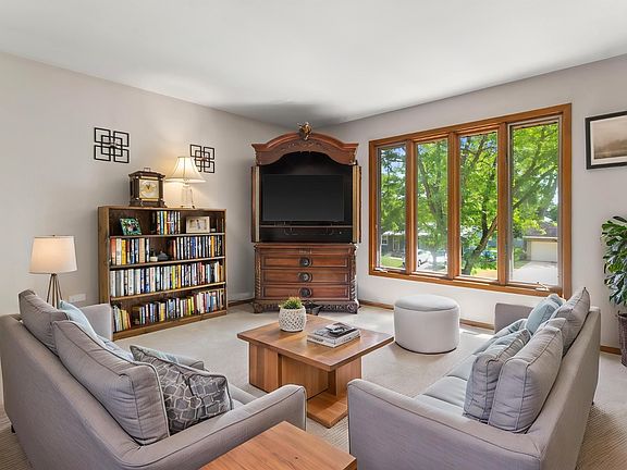 3rd image of 4508 White Aspen Rd