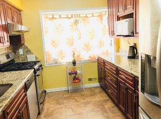 115 Dunham Ave, Edison, NJ 08817