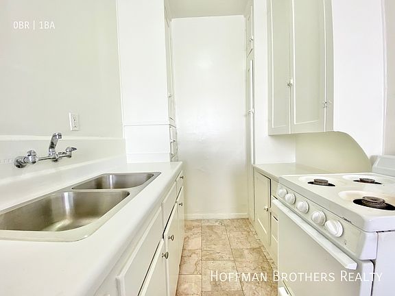 4th image of 4846 Rosewood Ave APT 9