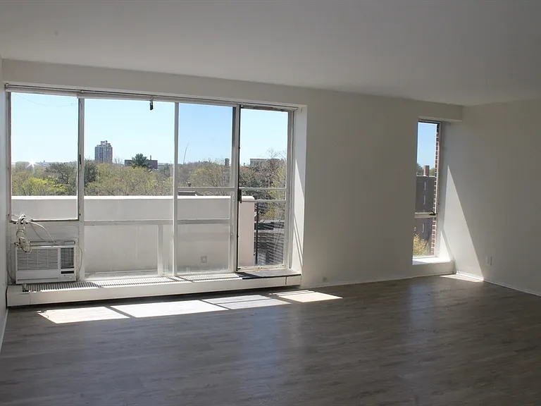 29 Concord Ave #815 — Photo 6