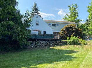 25 Leverett Rd, Amherst, MA 01002