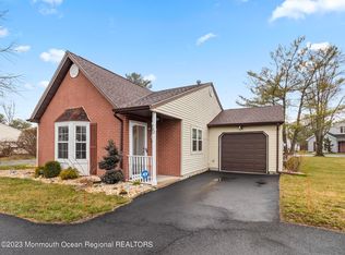 22 Jaffreyton Clos #1000, Freehold, NJ