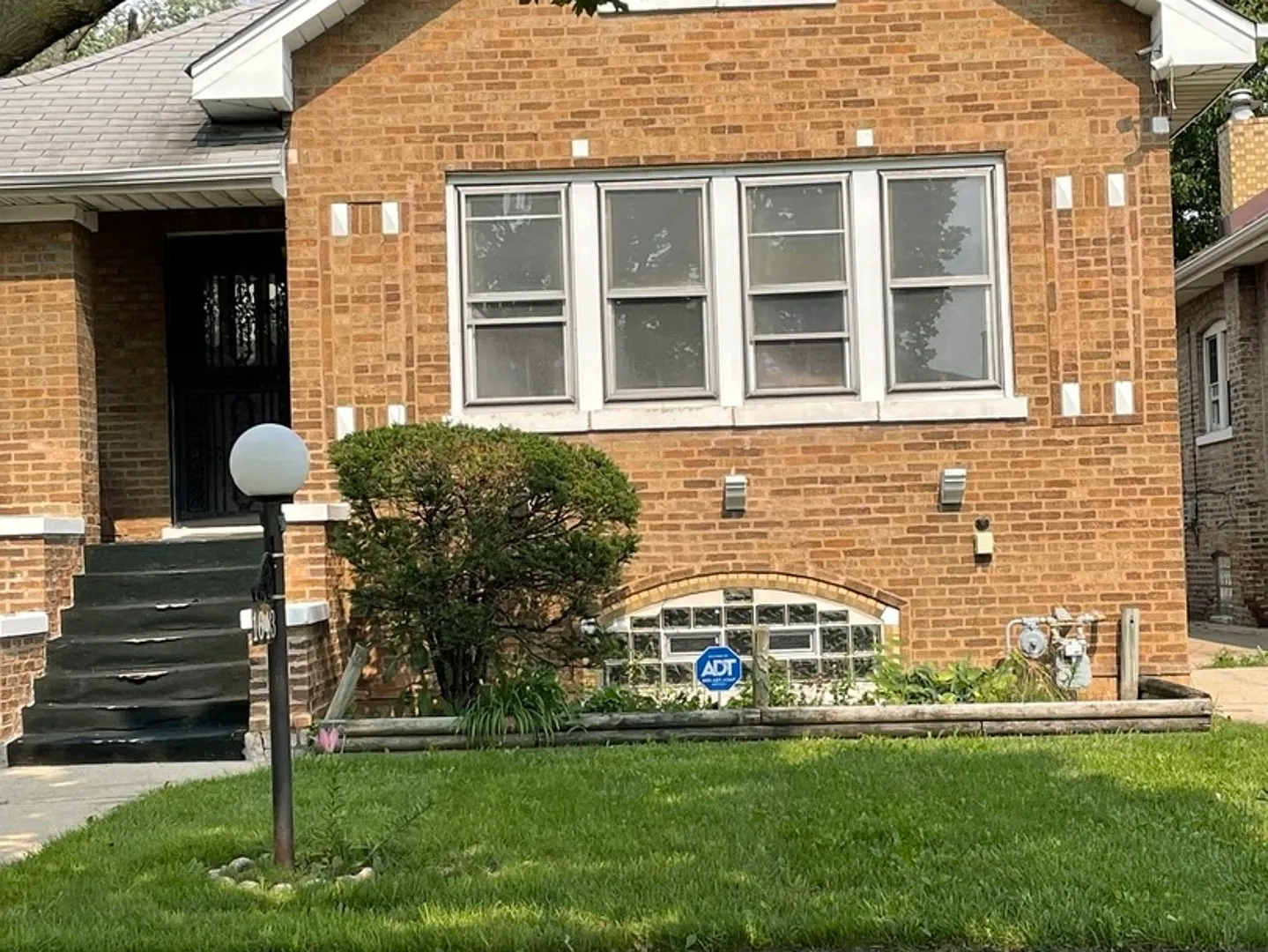 1643 S 14th Ave photo 1