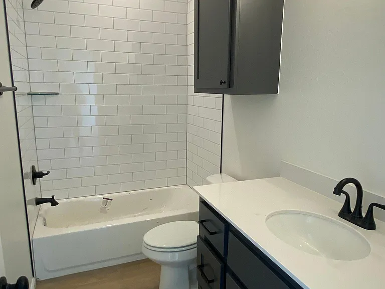 Primary Bathroom en Suite