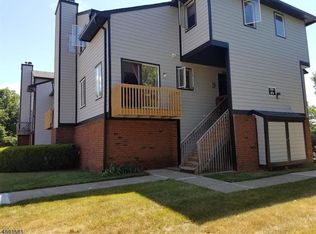 415 Village Cmns #415, Flemington, NJ 08822