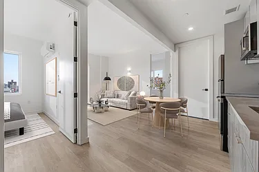 172-02 Hillside Avenue, #5F