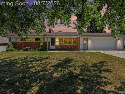 3728 Shoals St, Waterford, MI, 48329