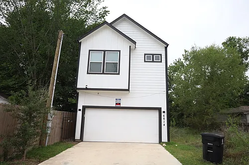 6614 Foster St Photo 1