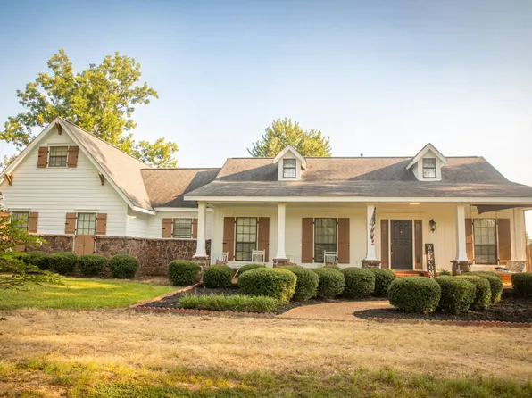 12781 State Highway 35 N, Carrollton, MS 38917