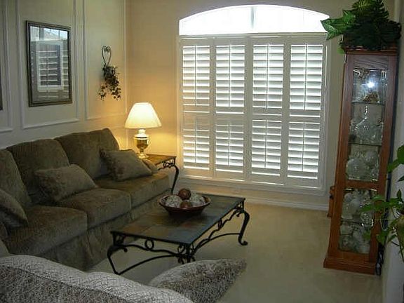 3rd image of 6043 Cedar Glen Dr