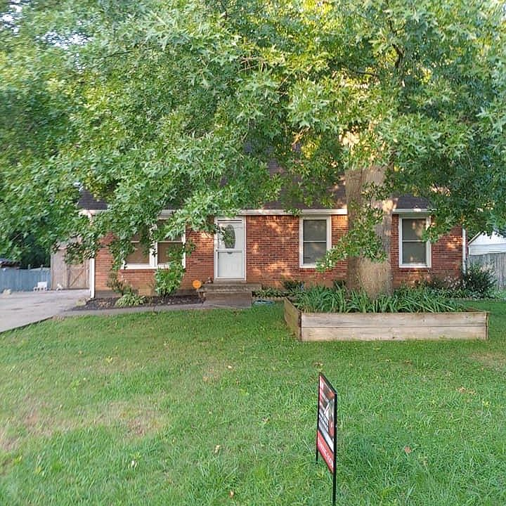 1st image of 415 Lillie Belle Ln