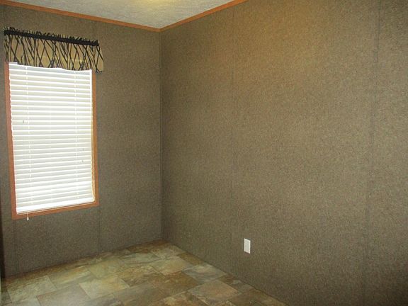 2nd image of 3440 Creekside Blvd #123