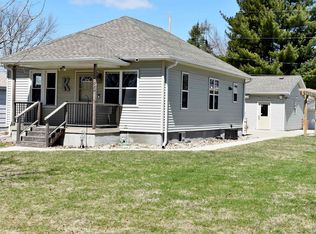 1027 Maple St, Osage, IA 50461