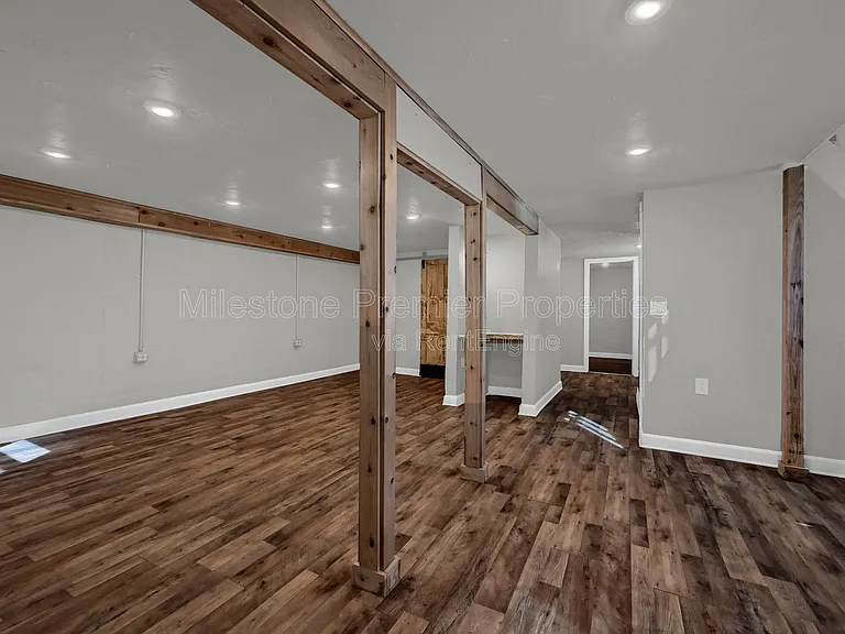 1624 S Fannin Ave — Photo 18
