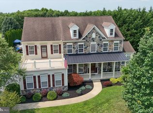 112 Canal Way, Newark, DE 19702