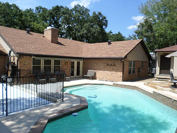 2nd image of 4521 Willow Bend Dr