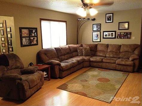 307E7thLivingRoomView2