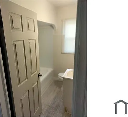 8321 Robson St — Photo 5