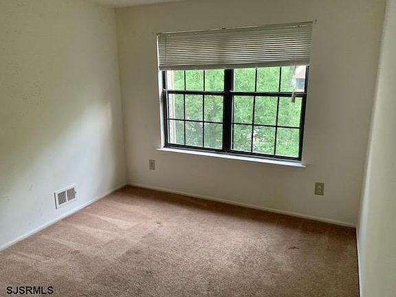 5th image of 97 Sussex Pl #97