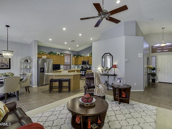 4th image of 17612 W Ingleside Dr